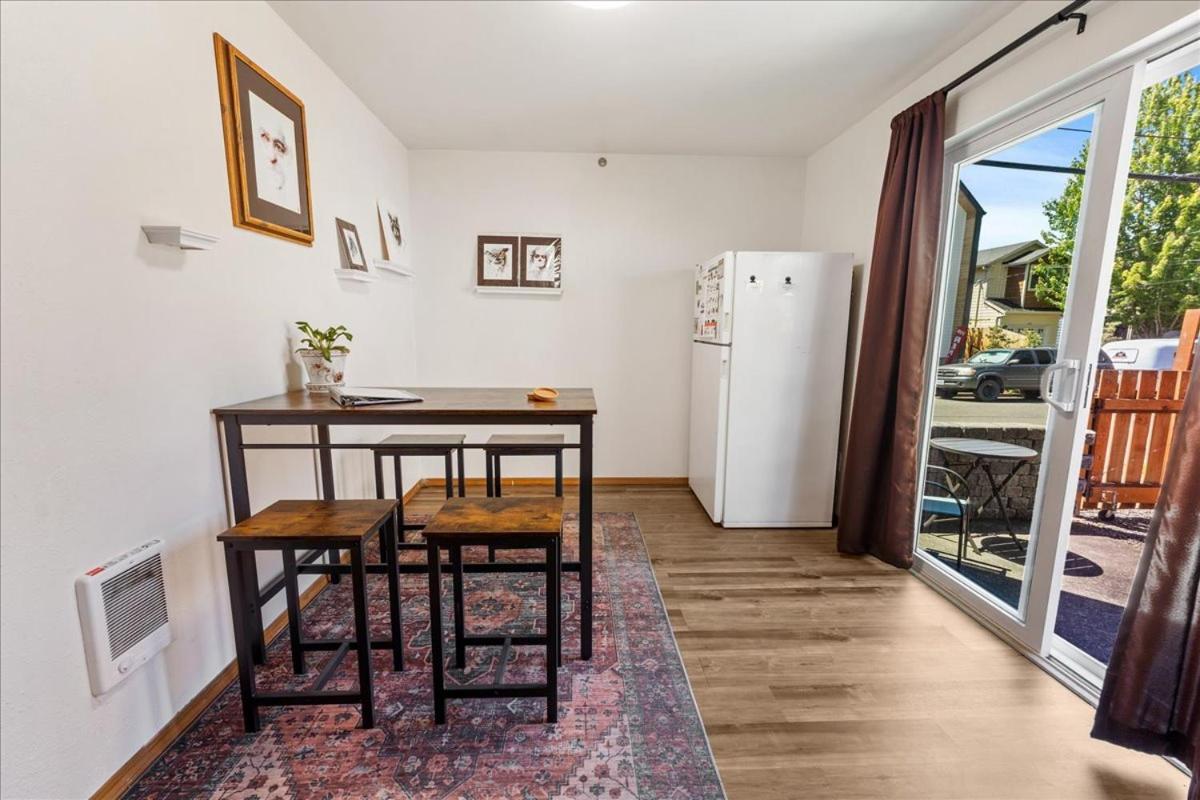 Sunstone House Guest house
